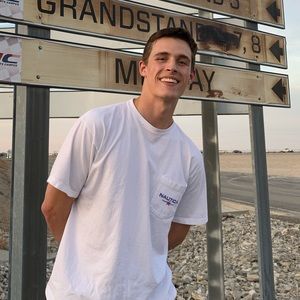 Meet your Posher, Christian